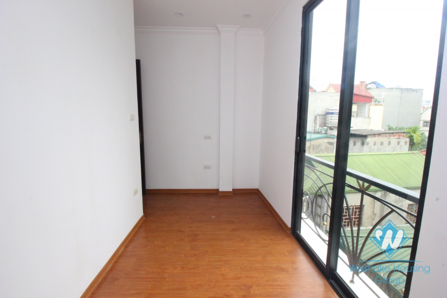 New and nice house for rent in Hoang Hoa Tham, Ba Dinh, Hanoi